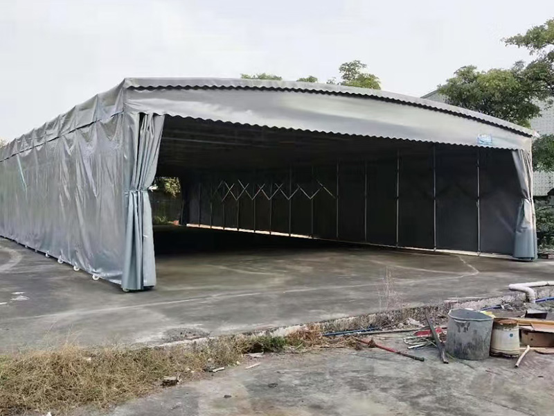 推拉雨棚