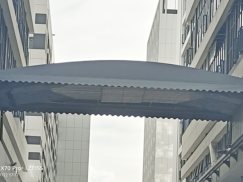 推拉雨棚
